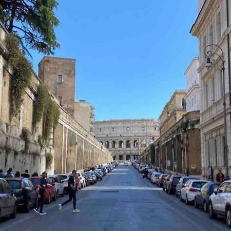 Colosseum Charming Stay Рим Екстер'єр фото