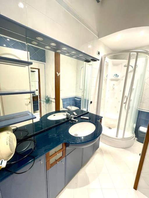 Colosseum Charming Stay Рим Екстер'єр фото